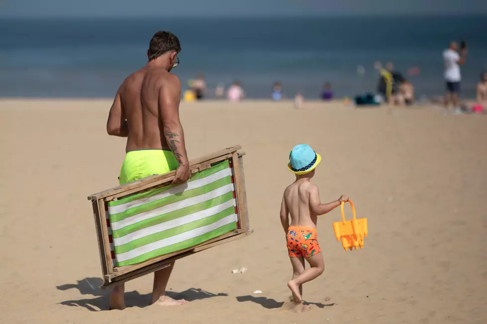 Poll: What’s Country’s Best Vacation Song?