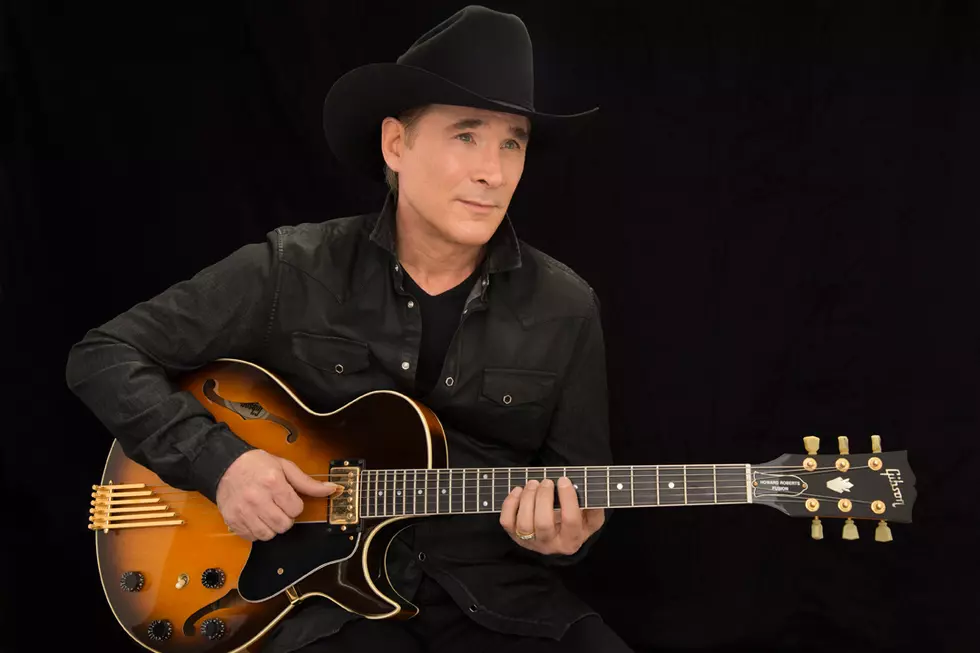 Clint Black Honors Grand Ole Opry With All-Star 'This Old House'