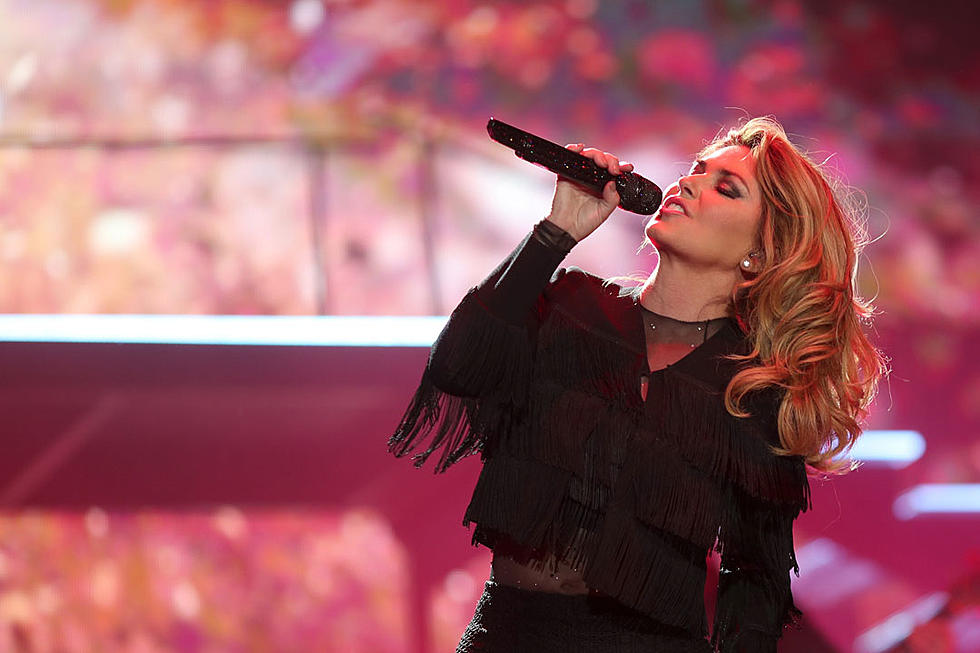 Shania Twain Postpones Las Vegas Residency Shows for Coronavirus