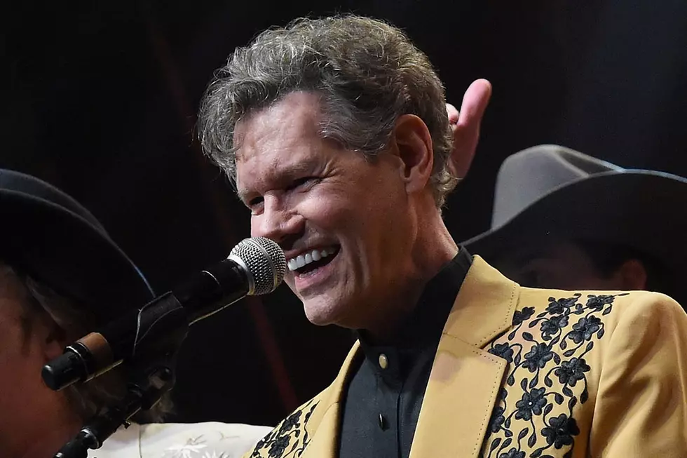 Randy Travis is Coming to MN