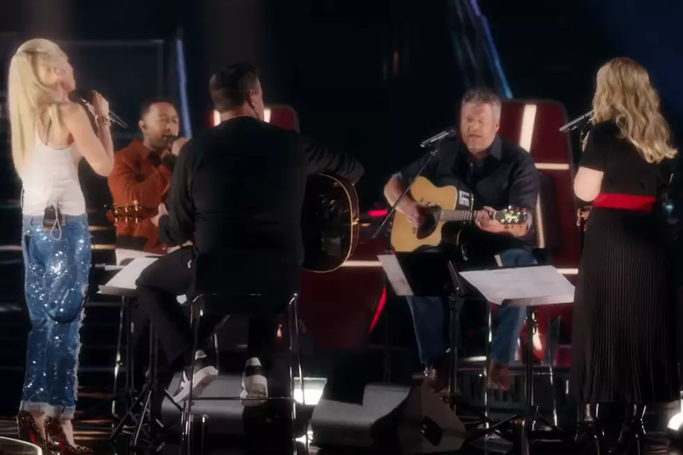 Watch Blake Shelton Join ‘The Voice’ Coaches for Epic ‘More Than Words’ Cover