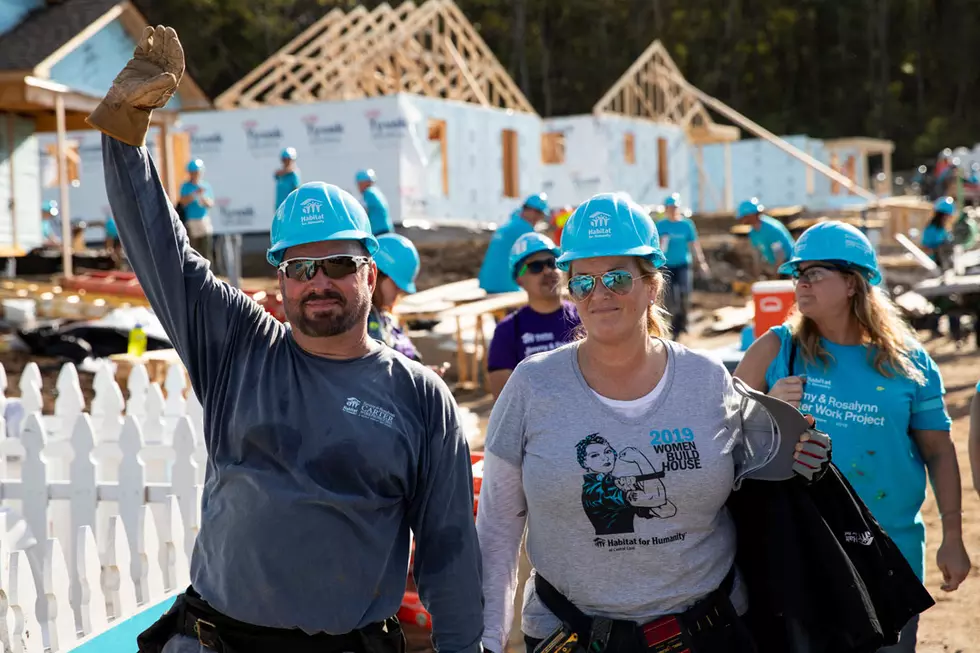 Garth Brooks and Trisha Yearwood Make Habitat for Humanity Build a Family Affair