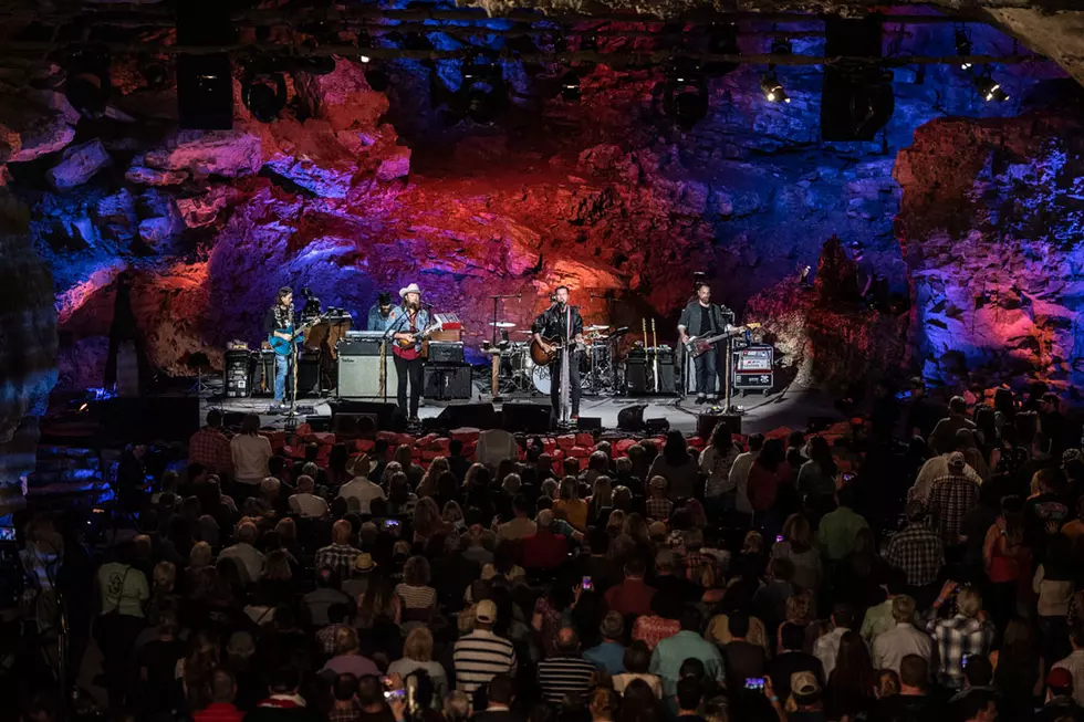 Brothers Osborne Elevate Their Artistry on &#8216;Bluegrass Underground&#8217; [Pictures]