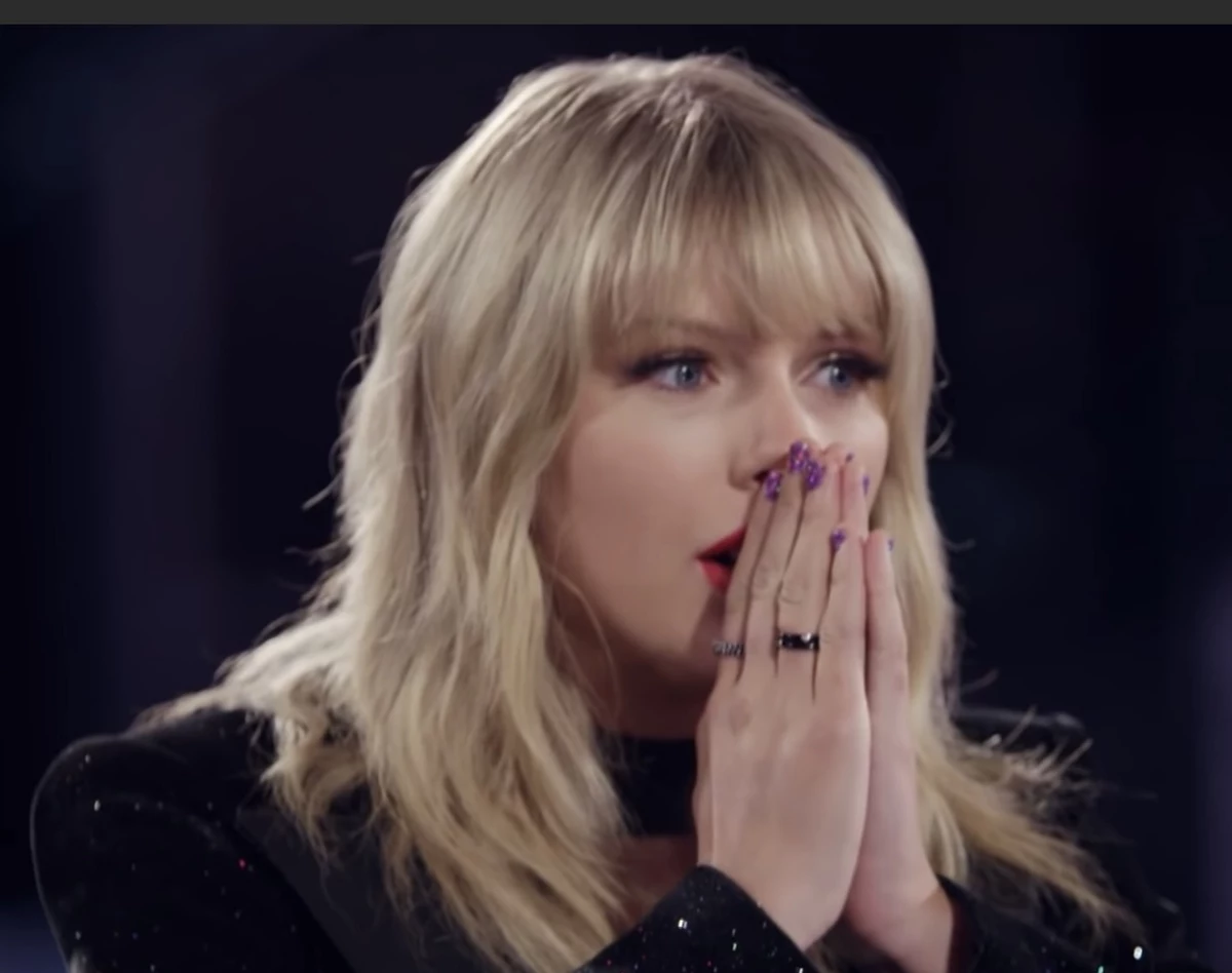 Taylor Swift Makes 'MegaMentor' Appearance on 'The Voice'