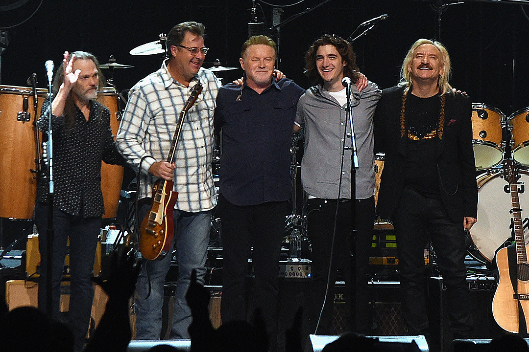 is don henley touring with the eagles
