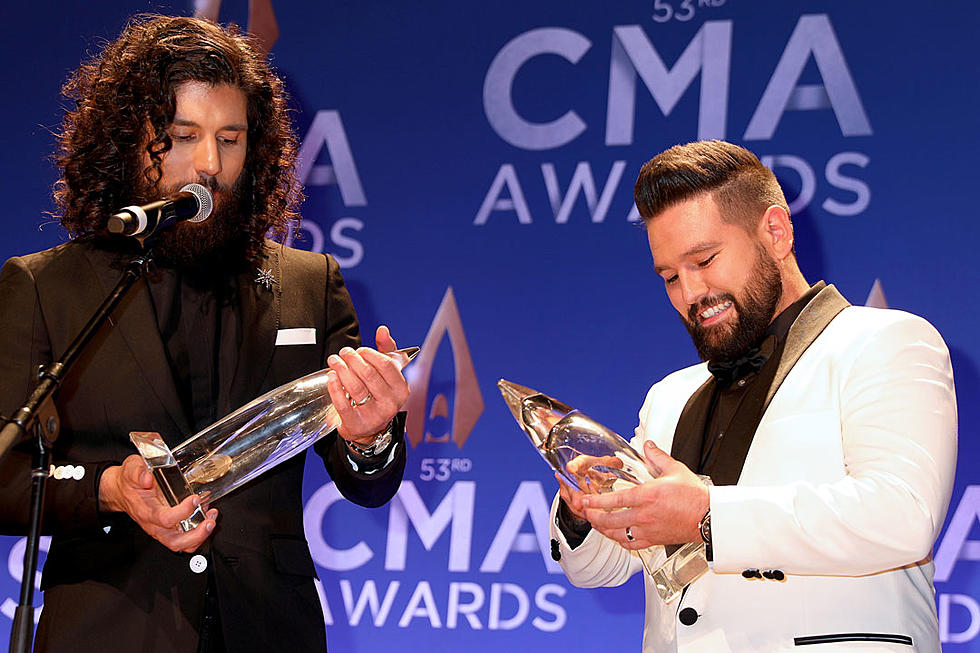 The Best 2019 CMA Awards Moments You Didn’t See on TV