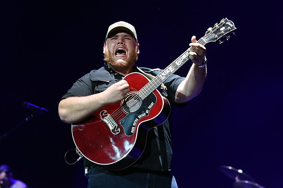 Luke Combs’ ‘Even Though I’m Leaving’ Tops the Country Airplay Chart