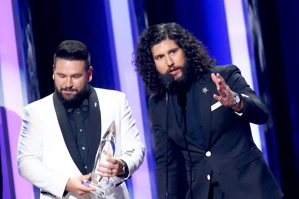 Dan + Shay Take Home Vocal Duo of the Year at 2019 CMA Awards