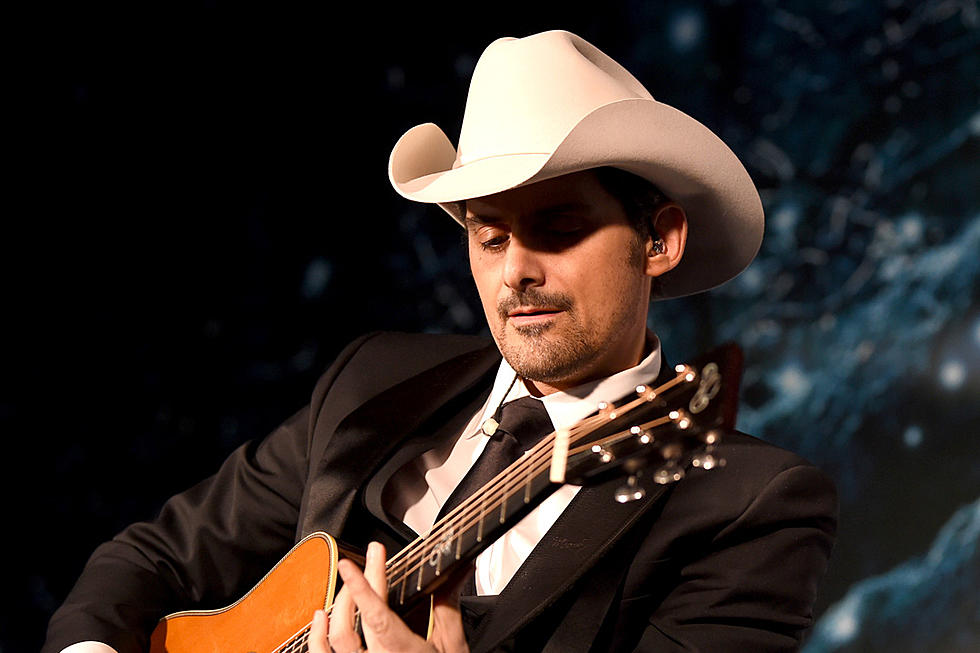 Brad Paisley Leads Quarantine All-Stars in a COVID-19 Relief Jam