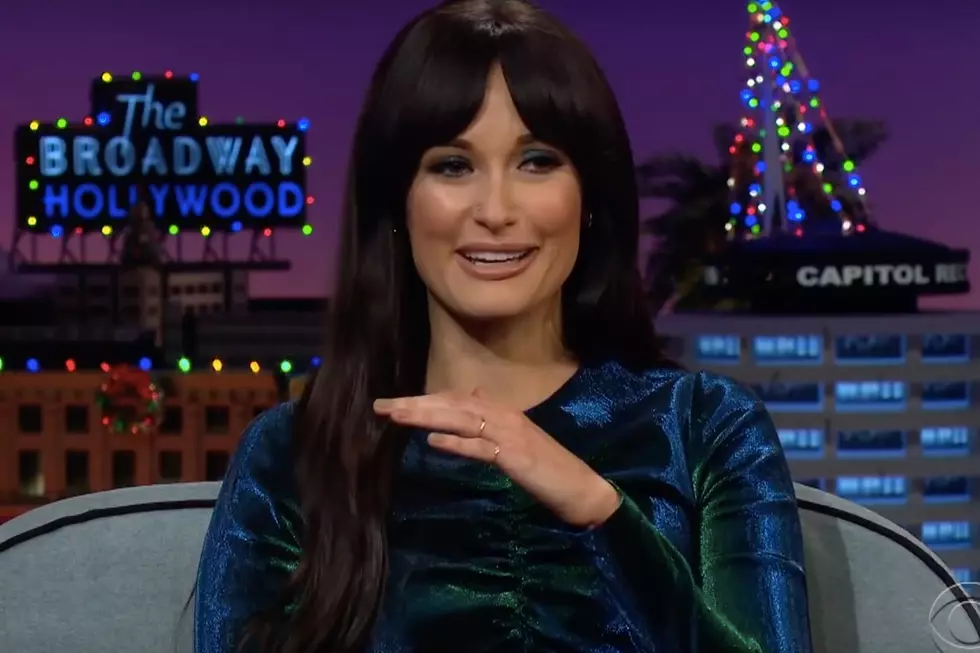 Kacey Musgraves (Barely) Recalls Wild CMAs Night With Reese Witherspoon, Gigi Hadid [Watch]