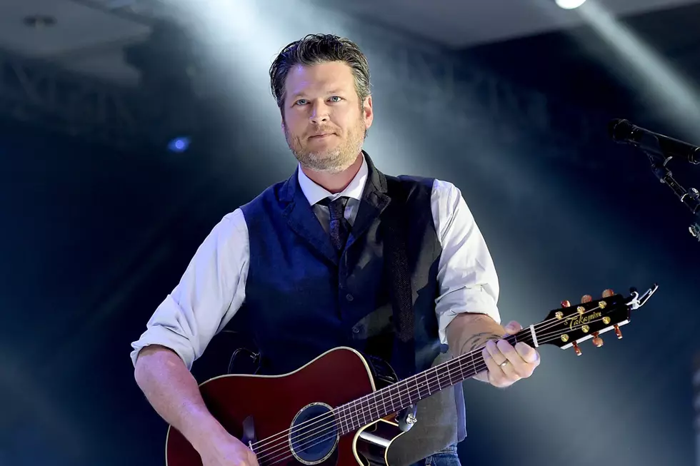 Here Are the Lyrics to Blake Shelton’s &#8216;Minimum Wage&#8217;