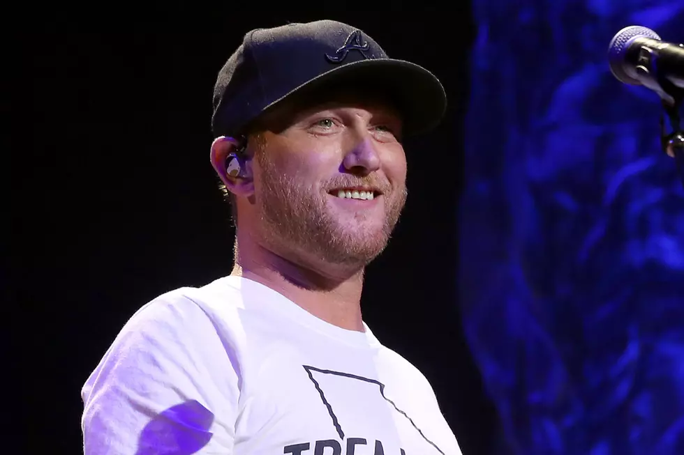 Cole Swindell Keeps His Streak of Multi-Week No. 1 Songs With &#8216;She Had Me at Heads Carolina&#8217;