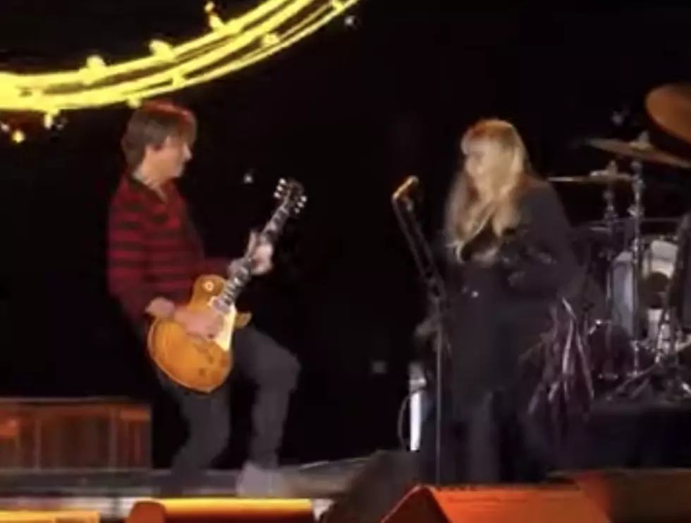 Keith Urban Teams Up With Stevie Nicks For Epic New Year’s Eve Performance