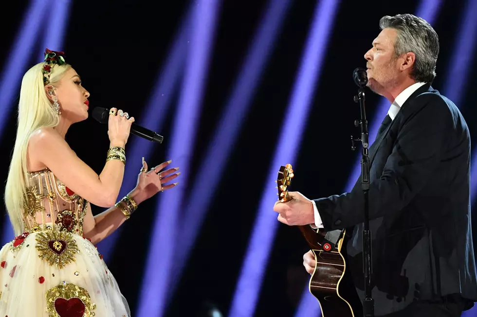 Gwen Stefani Had a Ring on Every Finger During Her Duet With Blake Shelton … Except THAT One