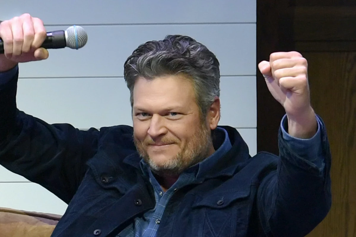 Blake Shelton Knows He S Not Sexiest Man Alive They Screwed Up