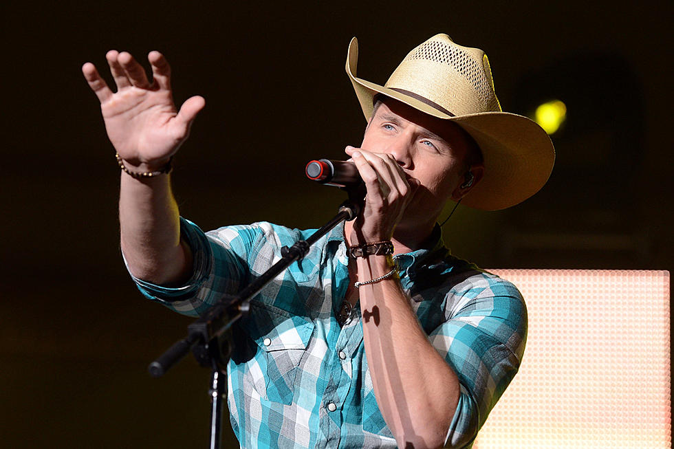 Remember When Dustin Lynch Released His Debut Single?