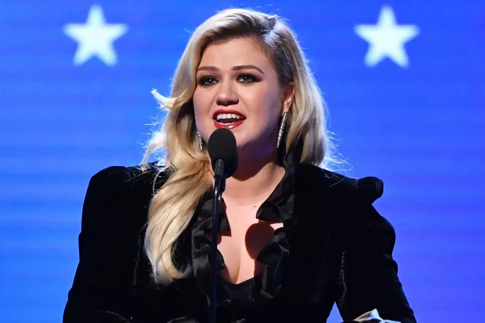 Kelly Clarkson&#8217;s TV Show, Las Vegas Residency on Hold Due to Coronavirus Concerns