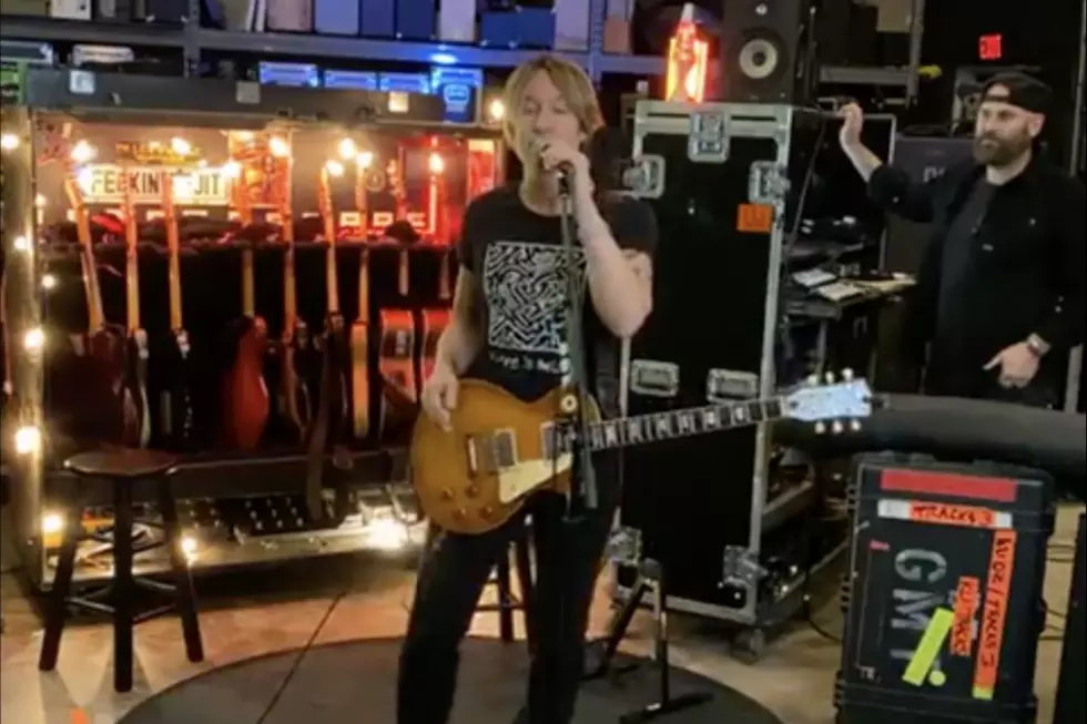 Keith Urban Still Entertaining Fans During Coronavirus With New ‘Instaband’ [Watch]