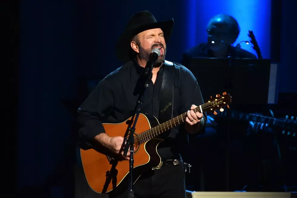 Garth Brooks Set To Perform A Live Show Over Facebook