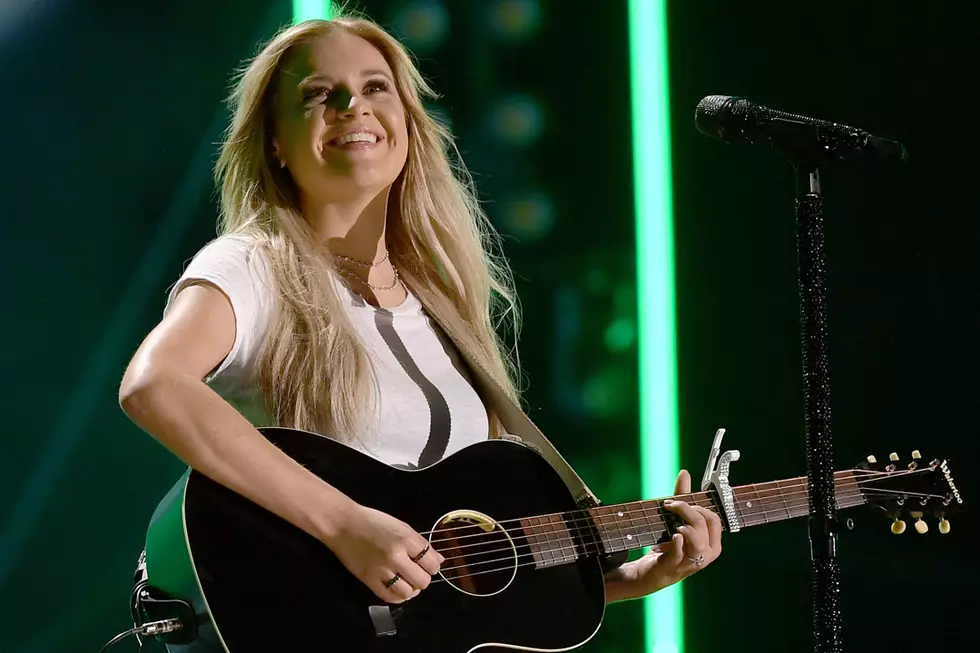 Kelsea Ballerini Hid Her 2020 Tour Plans in Plain View and Nobody Has Noticed