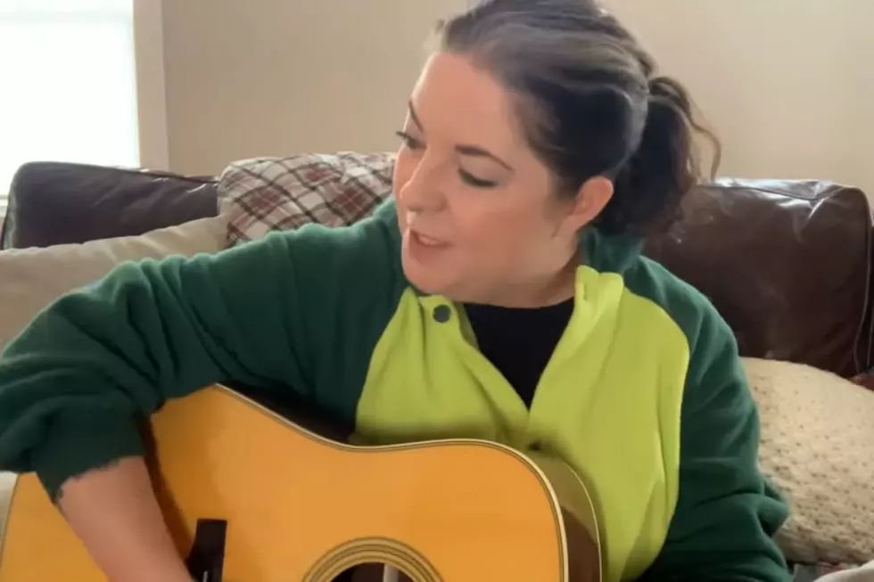 Ashley McBryde Plays Disney, John Prine Songs for ‘Kiddos Edition’ Livestream [Watch]