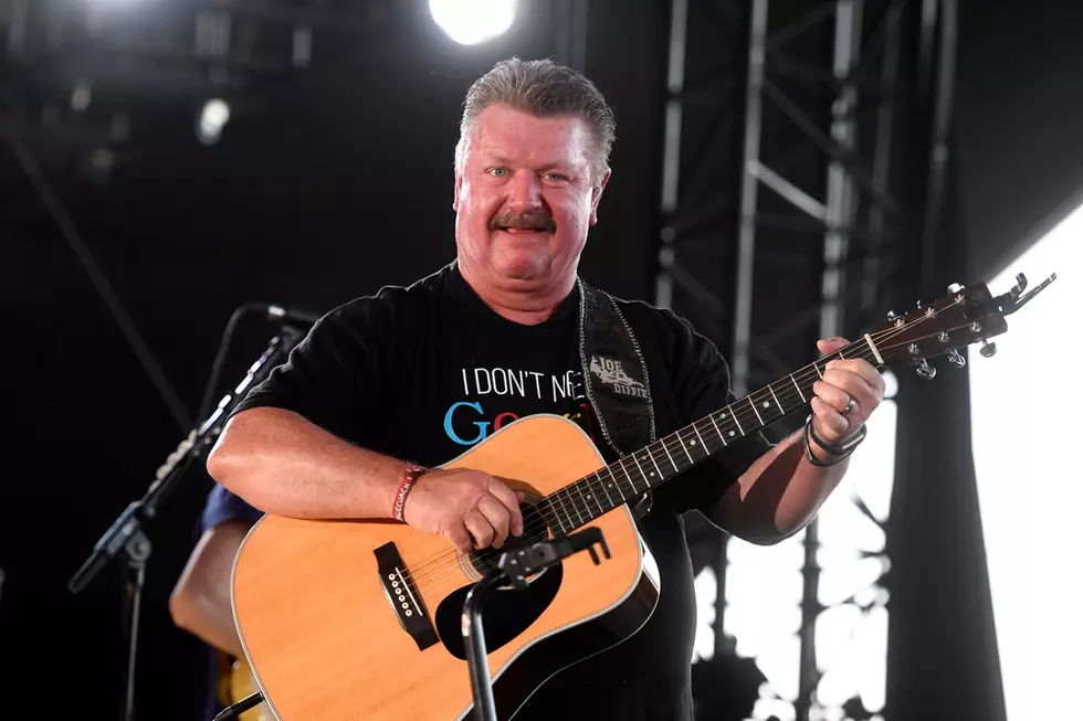 Joe Diffie’s Daughter Pays Tribute to Him With ‘Home’ [Watch]