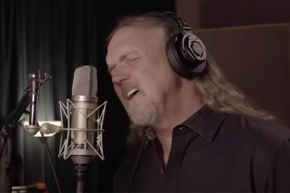 Trace Adkins Revisits ‘Tough People Do,’ His Message of Perseverance [Exclusive Premiere]