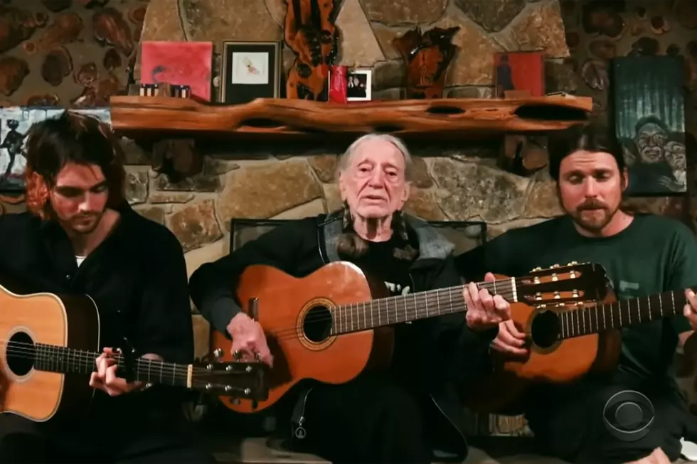 Willie Nelson Turns Classic &#8216;Hello Walls&#8217; Into Quarantine Anthem on &#8216;Colbert&#8217; [Watch]