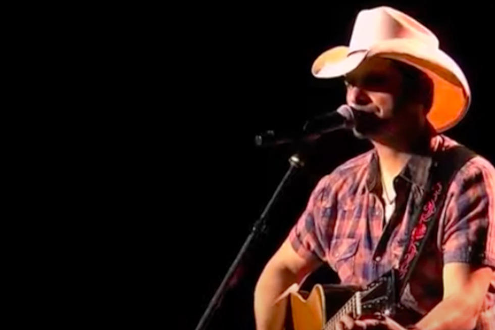 Brad Paisley Brings Inspirational Message to Class of 2020 With New Version of ‘Letter to Me’ [Watch]