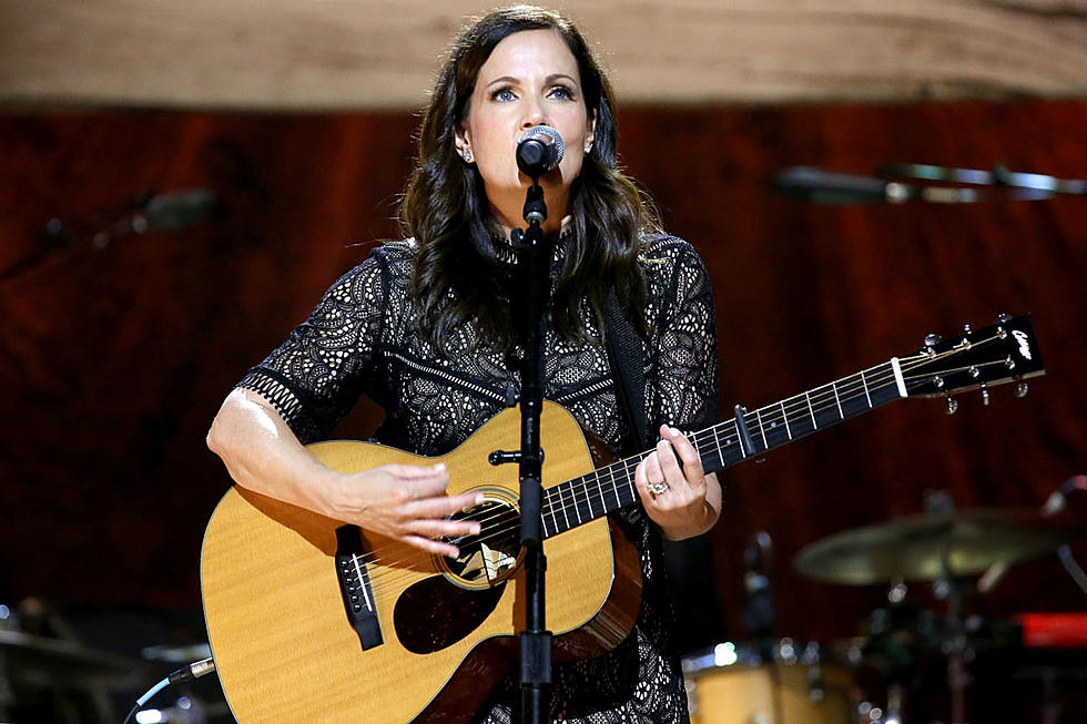 Hit Songwriter Lori McKenna is &#8216;The Balladeer&#8217; on New Album