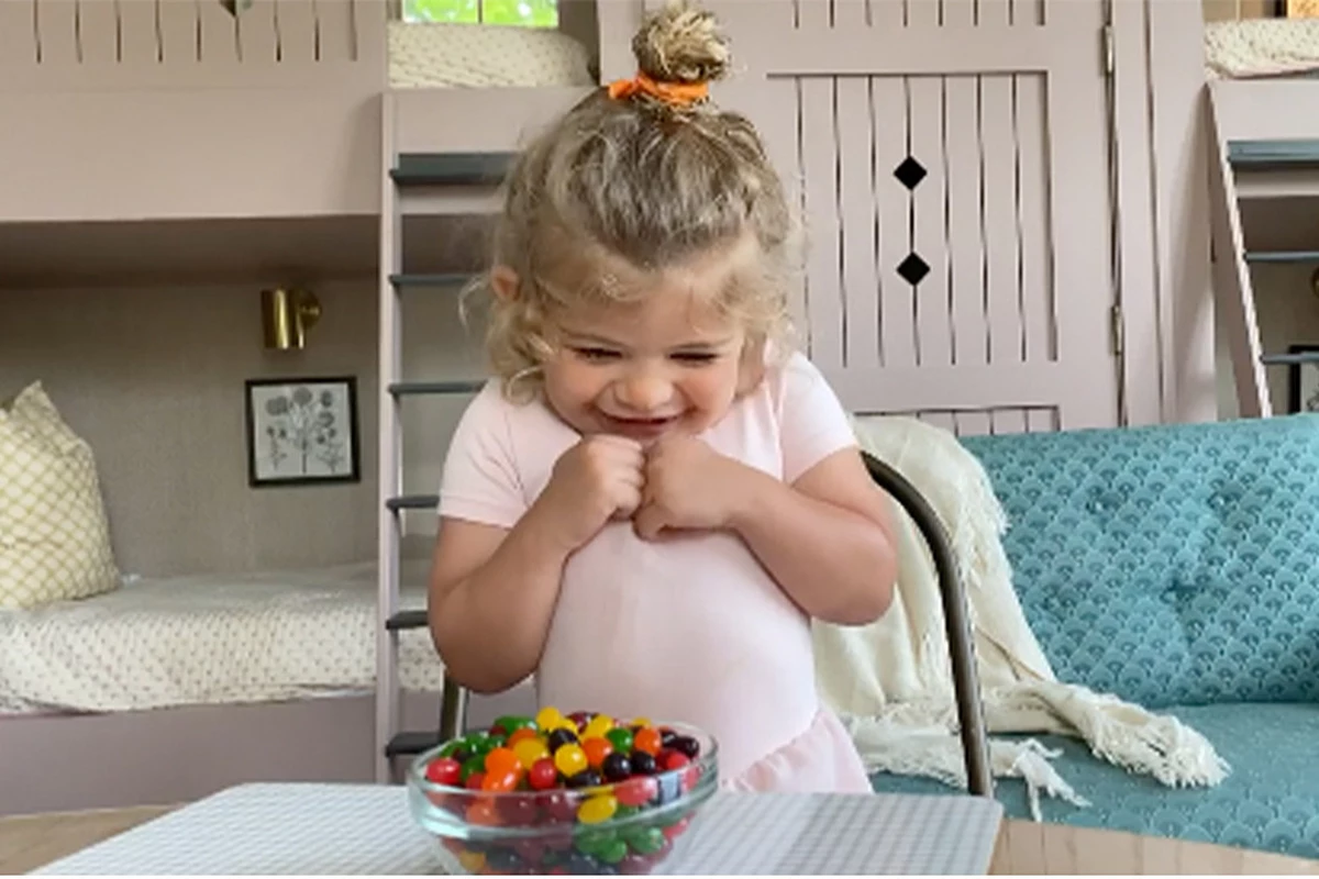 Thomas Rhett's Adorable Daughter Takes the Toddler Challenge