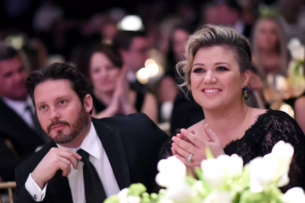 Why Kelly Clarkson Isn&#8217;t Talking About Her Divorce from Brandon Blackstock