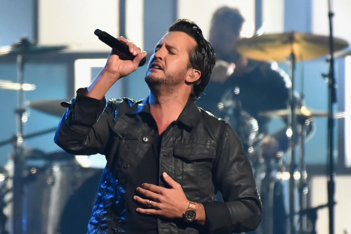 Can Luke Bryan Head Up the Week's Most Popular Country Videos?
