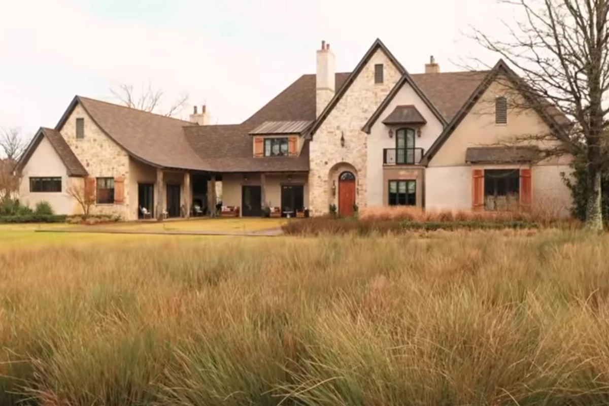 Sadie Robertson Takes Us Inside 'Duck Dynasty' Family Home