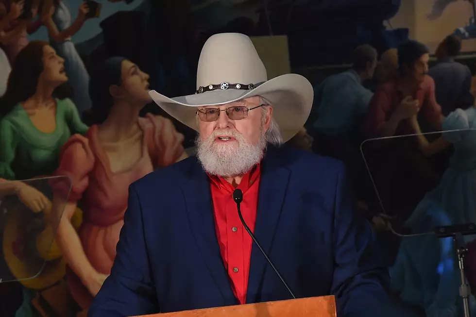 Tennessee Honoring Charlie Daniels With Flags at Half-Mast