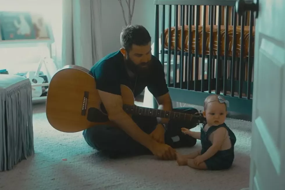 Jordan Davis Serenades Daughter Eloise in Adorable ‘Detours’ Acoustic Video