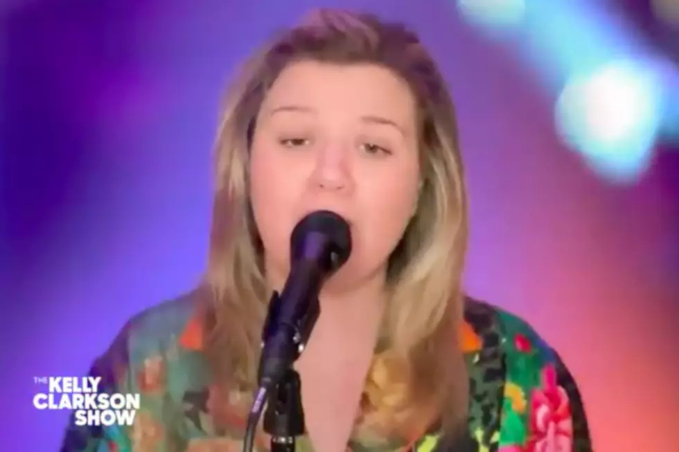 Kelly Clarkson Tears Into Cover of &#8216;She&#8217;s Country,&#8217; a Jason Aldean Classic [Watch]