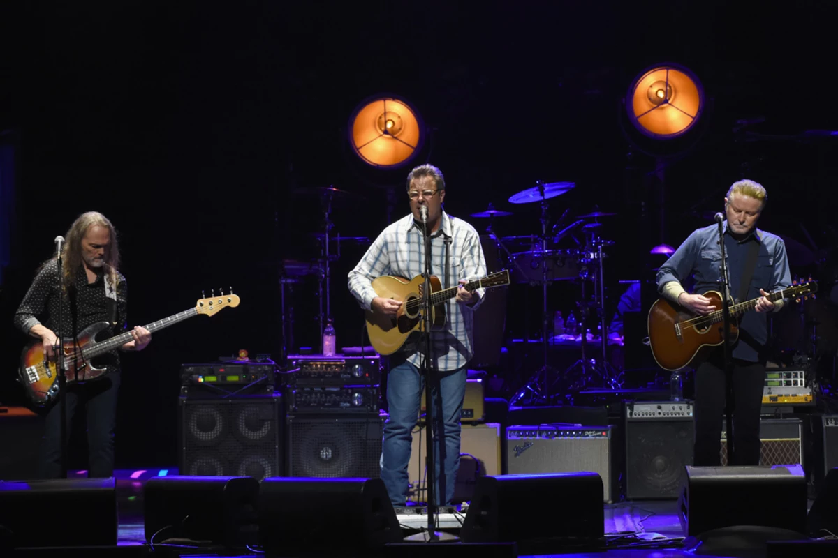 Vince Gill Sings 'Lyin' Eyes' From the Eagles' New Live Album