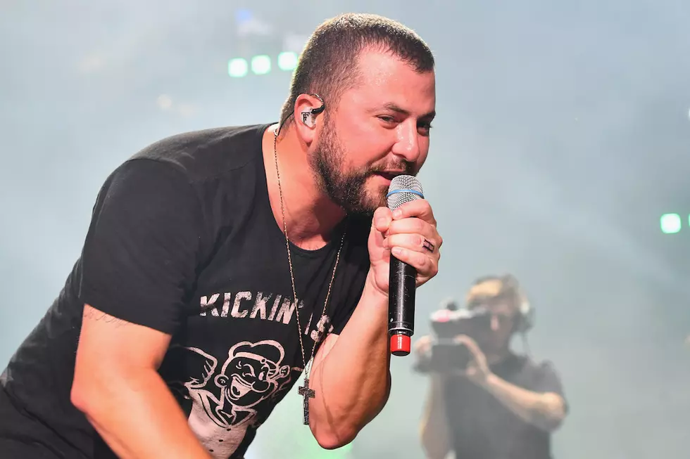 Tyler Farr and His Wife Are Expecting a Baby Girl