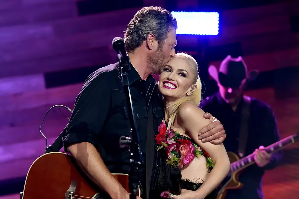 Blake Shelton and Gwen Stefani Are Engaged — See the Ring!