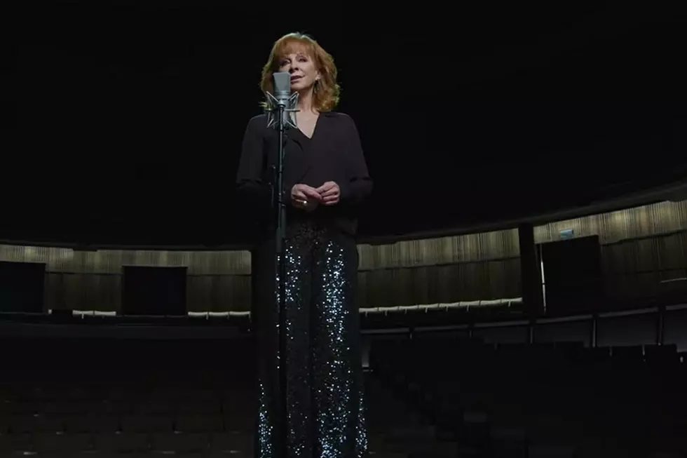Reba McEntire’s a Cappella Patsy Cline Cover Was a Long Time Coming [Watch]