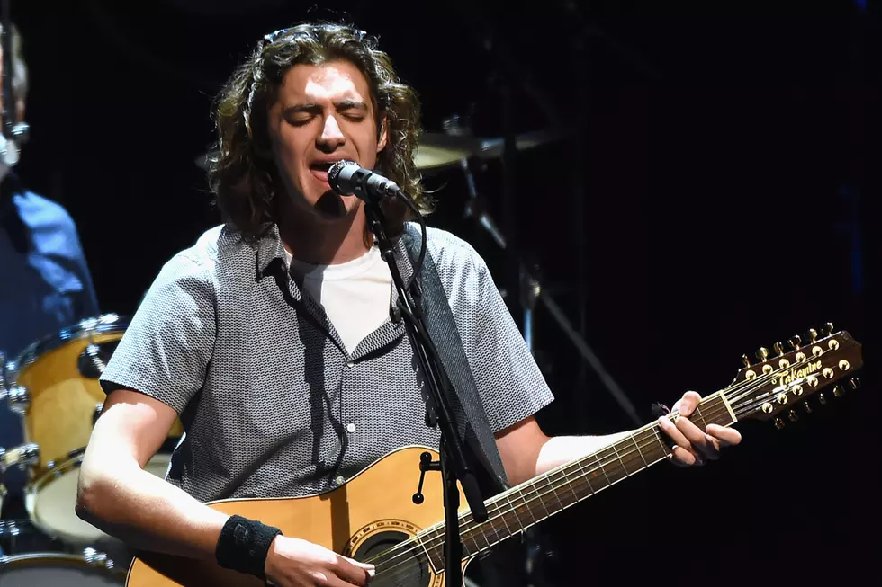 Hear Glenn Frey&#8217;s Son Take Over Live on Eagles&#8217; New &#8216;Take It Easy&#8217; [Listen]