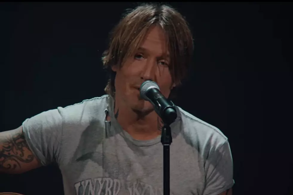 Keith Urban Tunes Into the 2020 CMA Awards From Australia to Perform ‘God Whispered Your Name’ [WATCH]