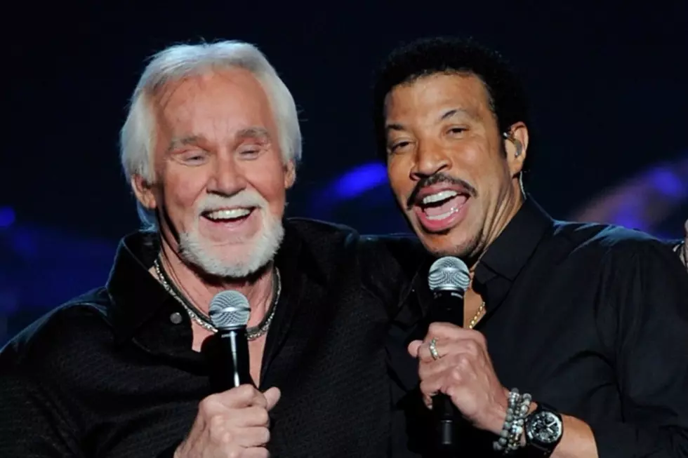 Kenny Rogers Once Went to Extremes to Get Lionel Richie to His Fourth of July BBQ