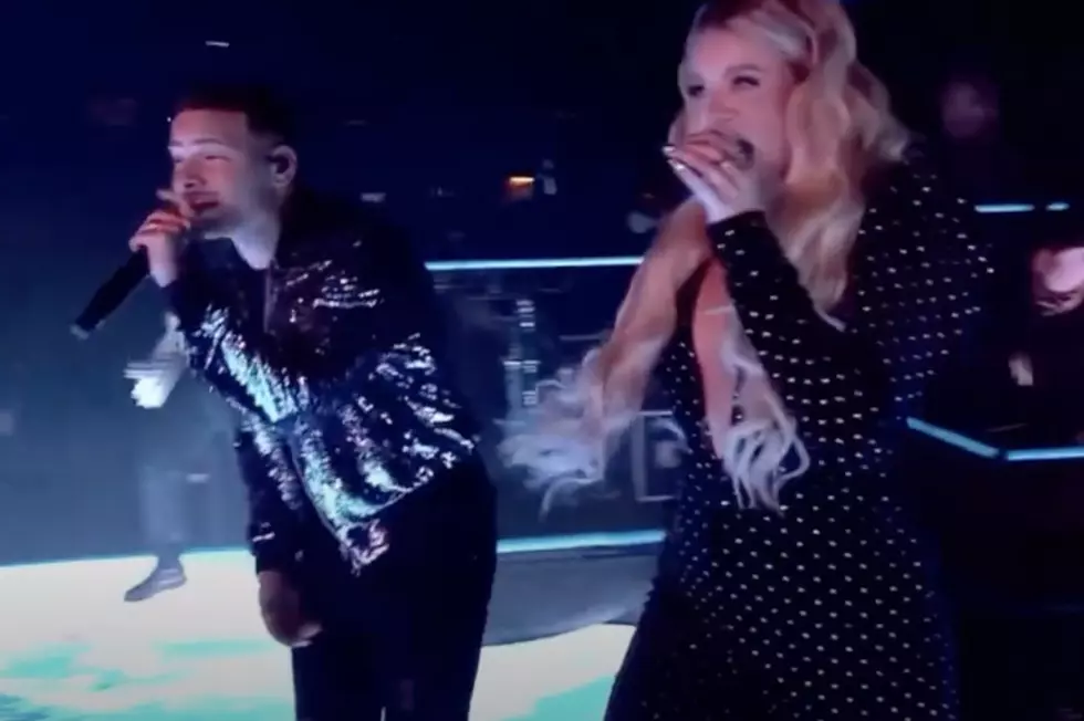 Kane Brown and Lauren Alaina Turn Up the Heat During Dallas Cowboys Halftime Show [WATCH]