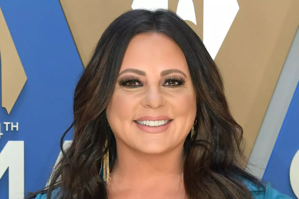 Sara Evans’ Father, Who Was ‘Loved by All,’ Has Died