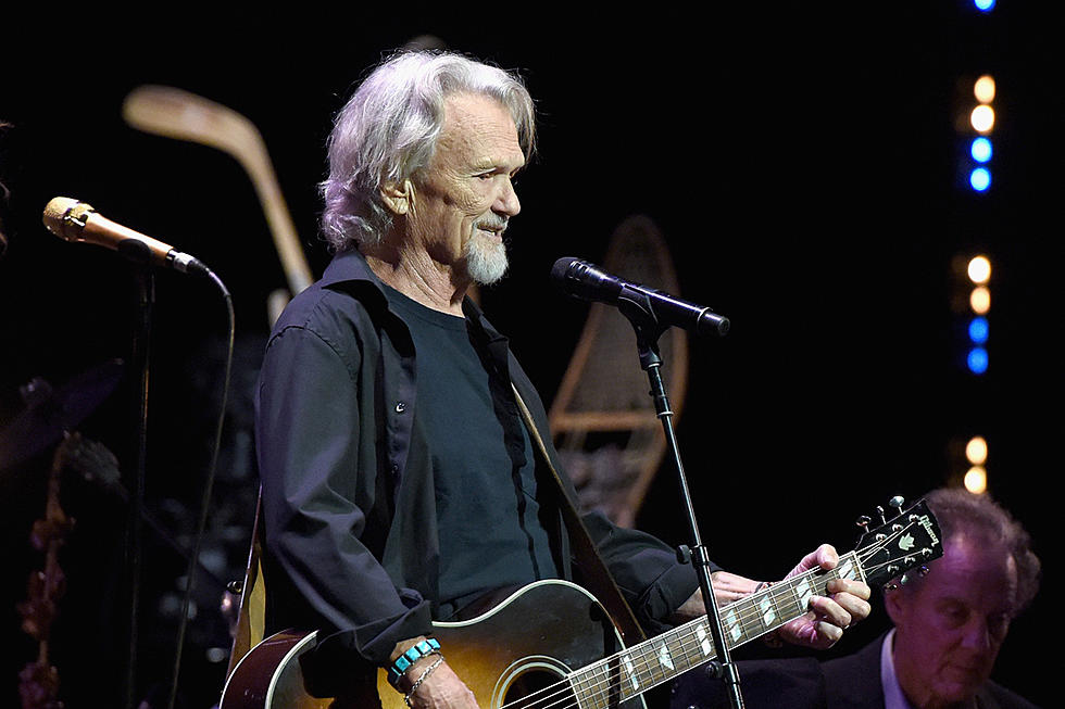 Watch Kris Kristofferson's Final Concert Performance