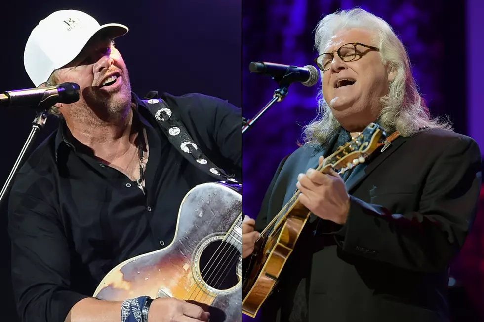 Toby Keith, Ricky Skaggs Honored By Donald Trump Amid Impeachment Proceedings