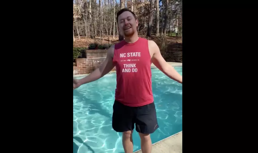 Scotty McCreery Takes an Ice-Cold Plunge for Special Olympics