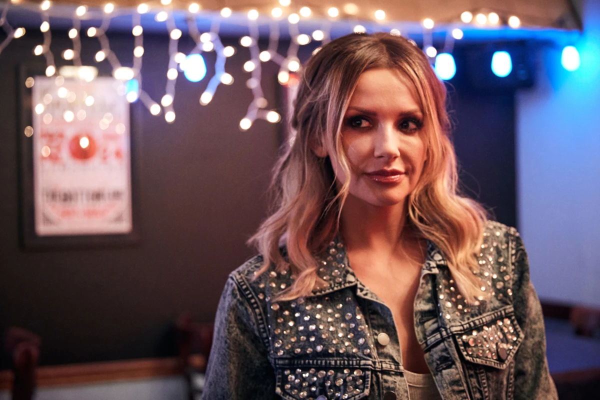 Interview Carly Pearce Knows A Thing Or Two About Silver Linings Interview Carly Pearce Knows A Thing Or Two About Silver Linings
